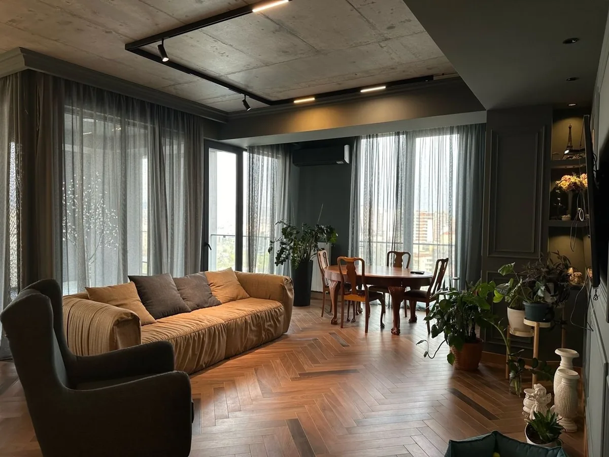 Пентхаус, 3 спальни · 183 м²